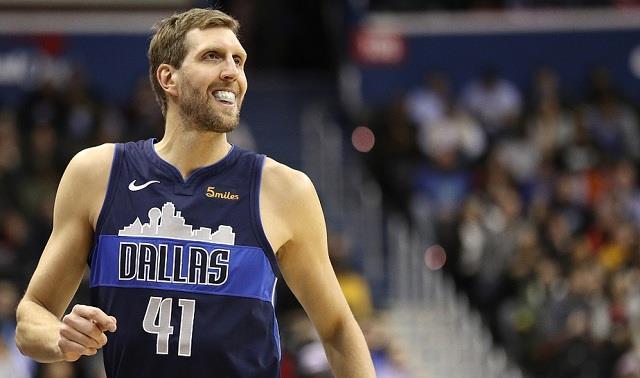 黑白体育直播-Ning新星惊险取胜表现惊艳，切尔西未来可期！的简单介绍