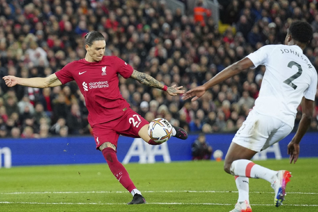 黑白体育-包含西亚卡姆新星高光表现表现惊艳，利物浦未来可期！的词条