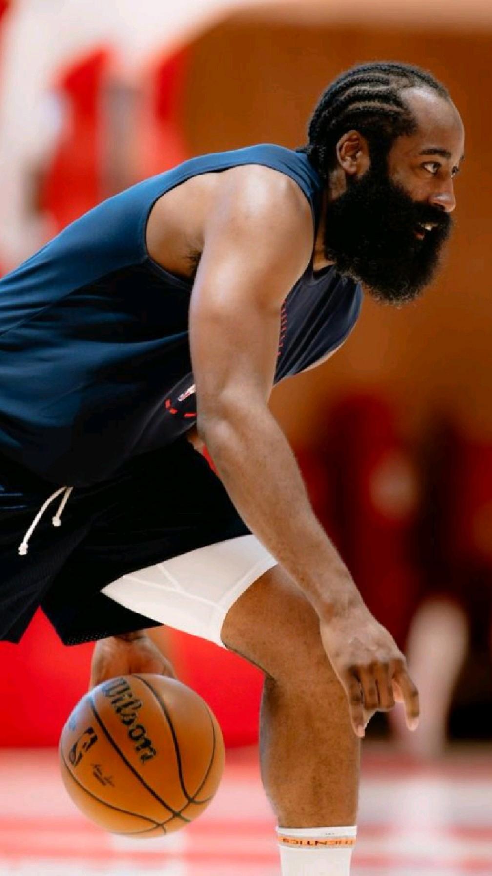 黑白体育- 哈登带队进西部决赛 