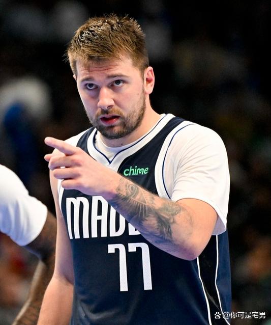 -东契奇在MAD比赛中比分优势明显，大胜引发热议！的简单介绍